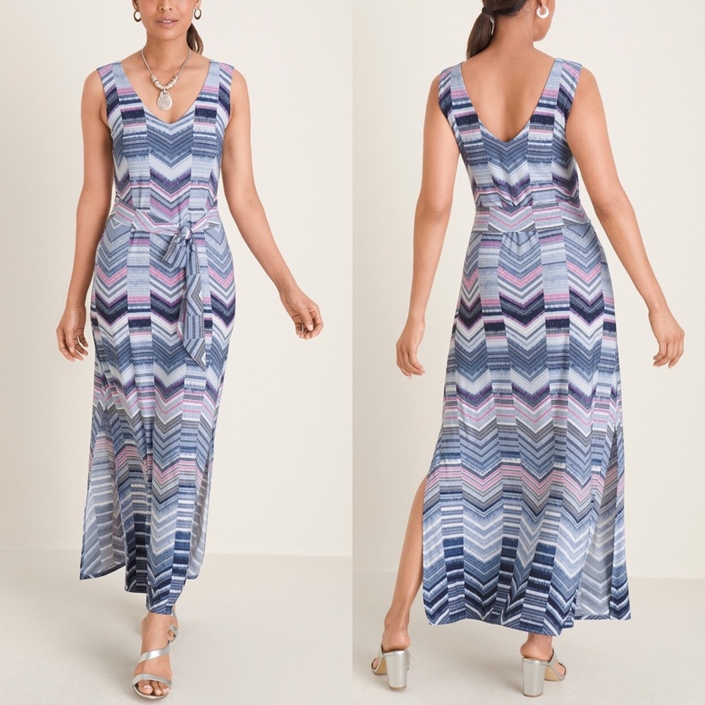 Chico’s Women Cool-Toned Chevron Striped Sleeveless V-Neck Maxi Dress